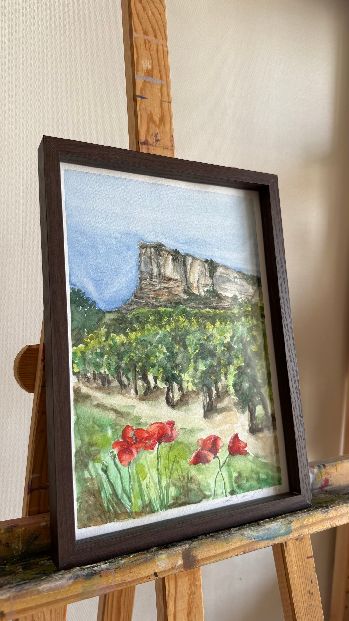 Roche de Solutré et Coquelicots